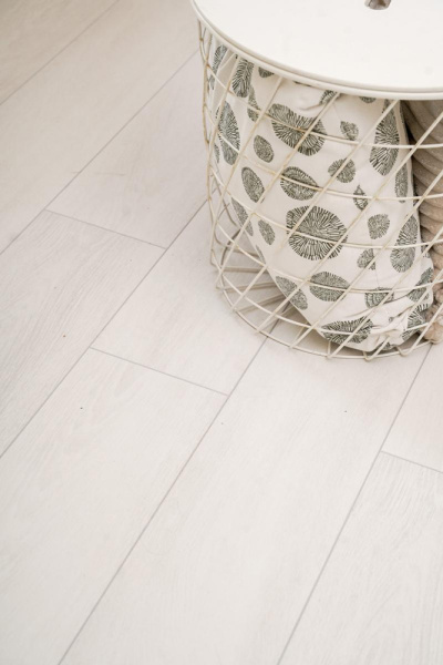 Ламинат Viva Floor Black Label Мичиган снежный 1090