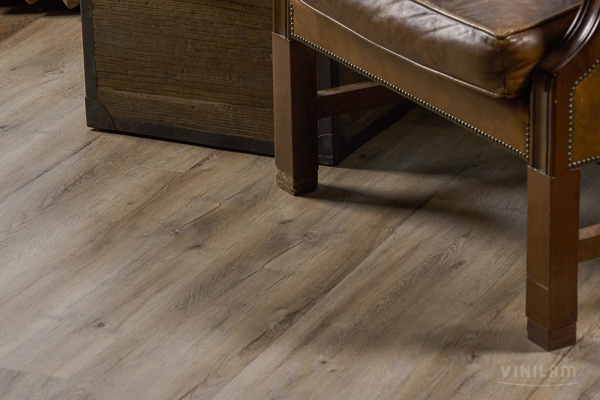 SPC ламинат Vinilam Ceramo XXL 5,5 мм Дуб Женева 8870-EIR