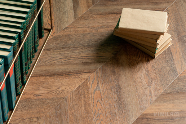 ПВХ плитка, кварц виниловый ламинат Vinilam Parquet Chevron Glue Нормандия RI153610CL4