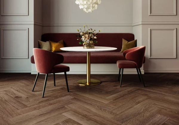 ПВХ плитка, кварц виниловый ламинат Invictus Maximus Herringbone Highland Oak Chocolate
