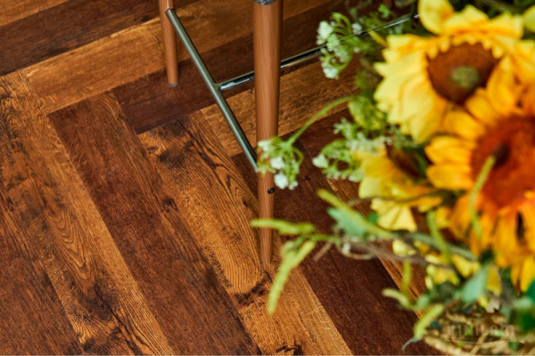 ПВХ плитка, кварц виниловый ламинат Vinilam Parquet Herringbone Glue Парижский GD11155
